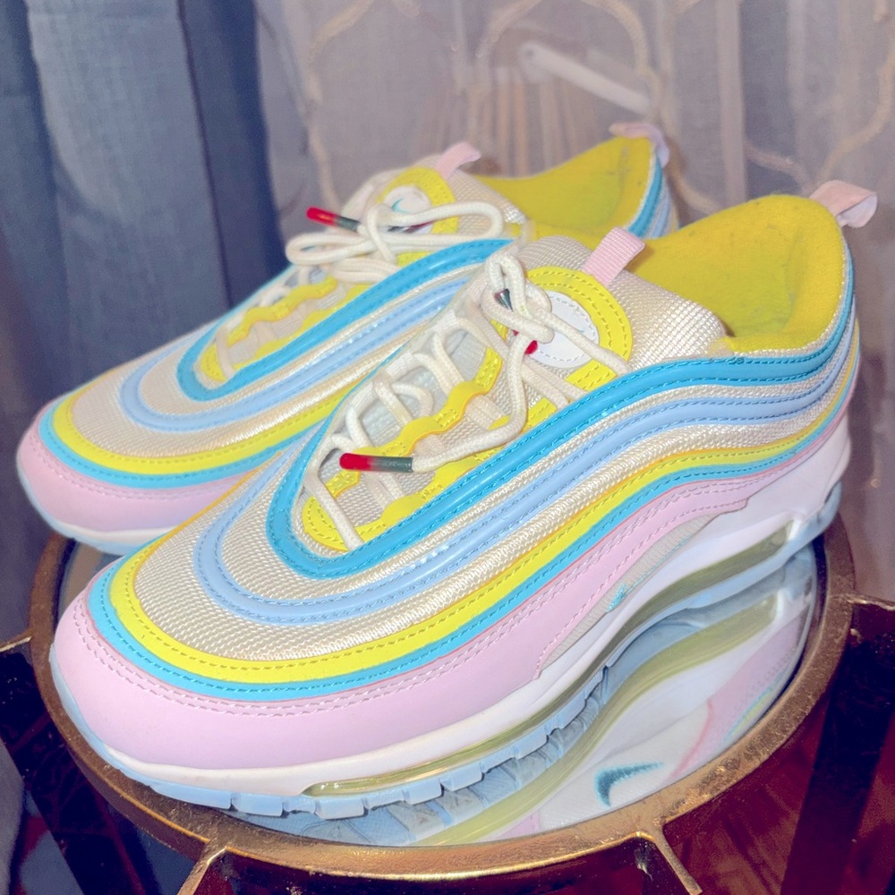 Nike Multicolor Air Max Sneakers